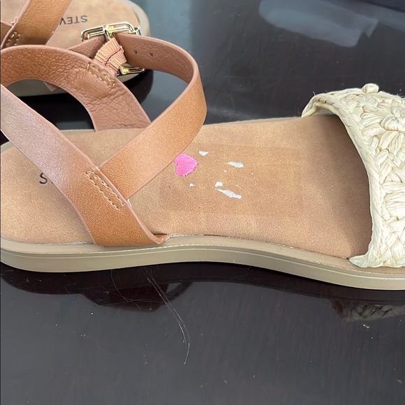 Steve Madden Cream and Brown Flat Sandals with Ankle Strap - Picture 7 of 10